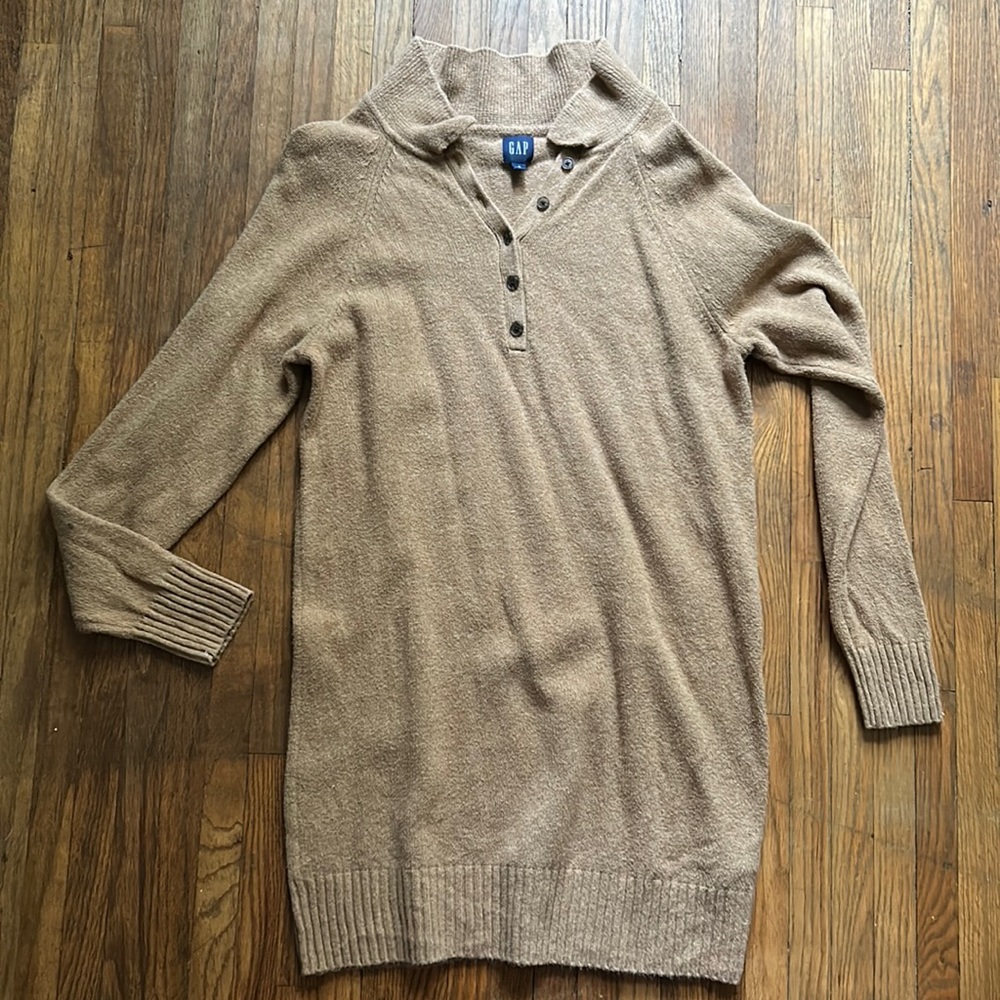 Gap Women’s Long Sleeve Sweater Dress